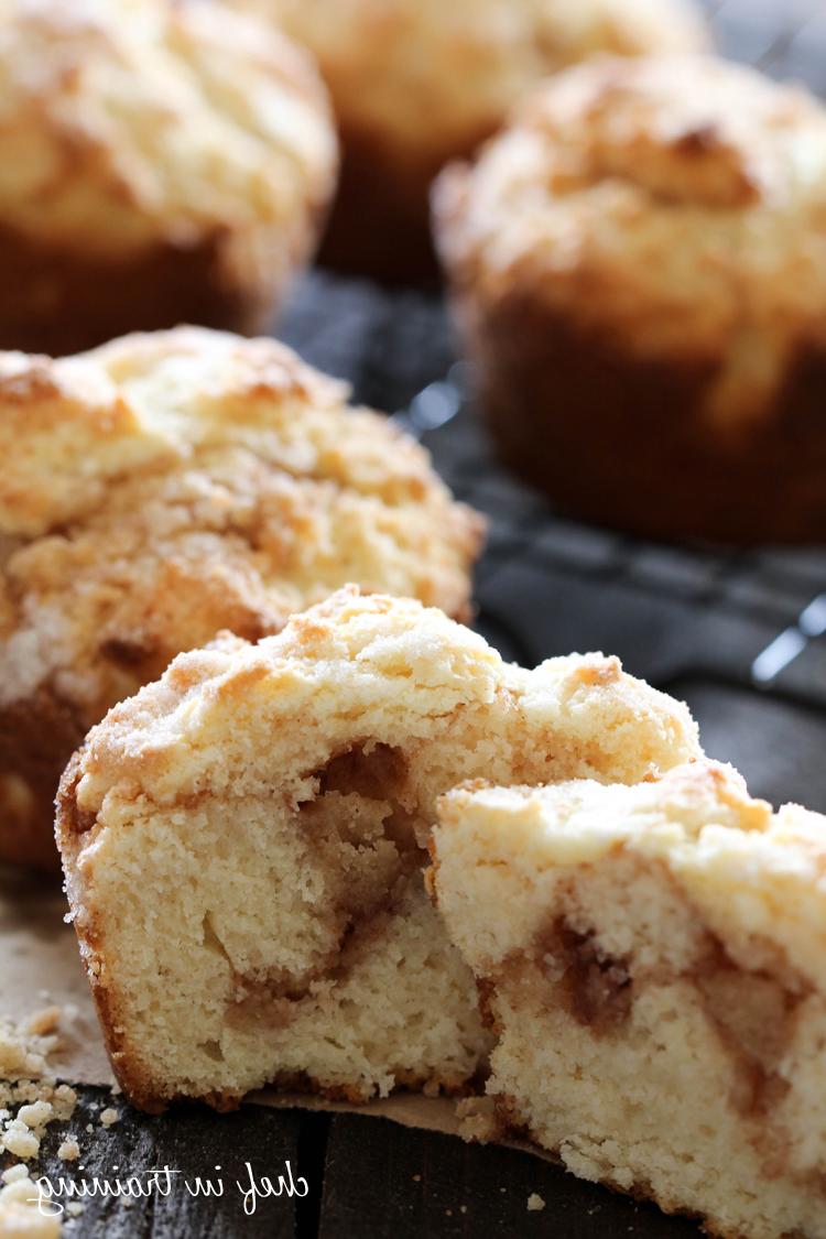 Creme Brûlée Muffins from chef-in-training.com ...The flavors of a fancy dessert in a simple, soft and delicious muffin! #breakfast #recipe #muffin